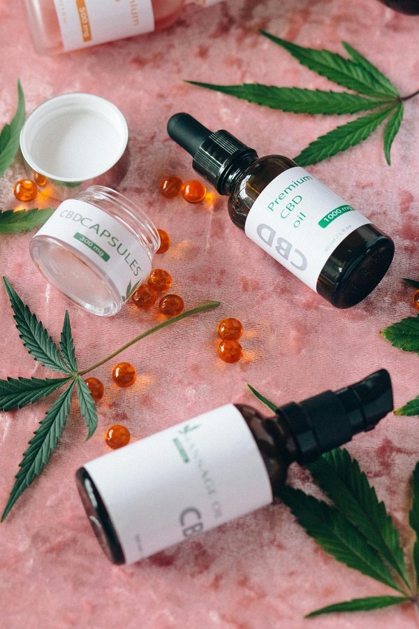 The Green CBD : Guide complet sur les bienfaits du cannabidiol
